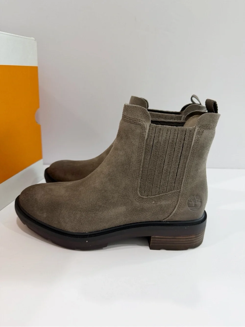 Timberland Women's Brimfield Mid Pull On Chelsea Ankle Boots